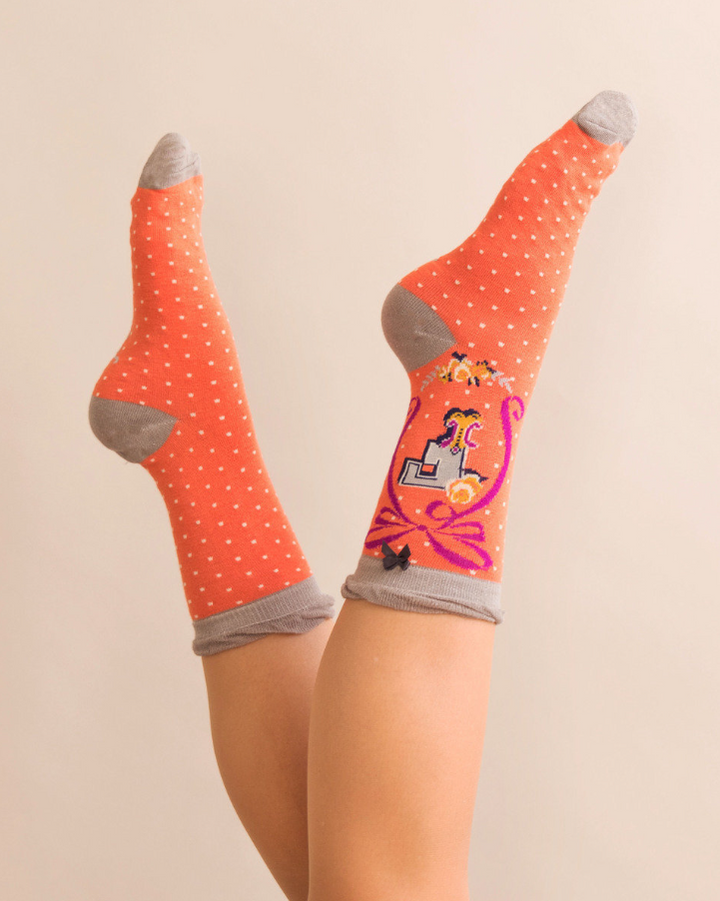 'F' Alphabet Socks