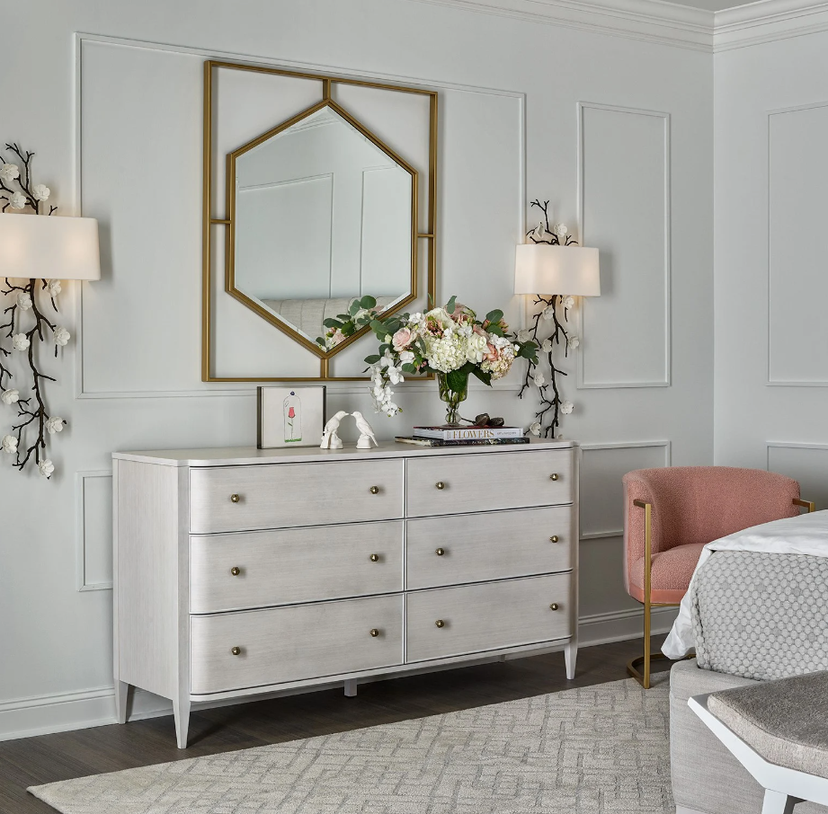 Chelsea Dresser - Thumbnail 3