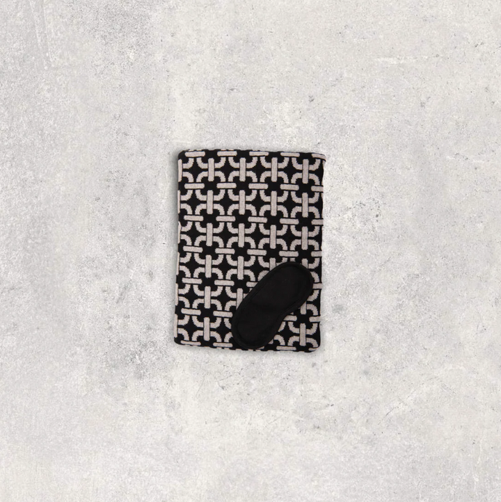 Travel Blanket Chain - 13 Hub Lane   |  Travel Blankets