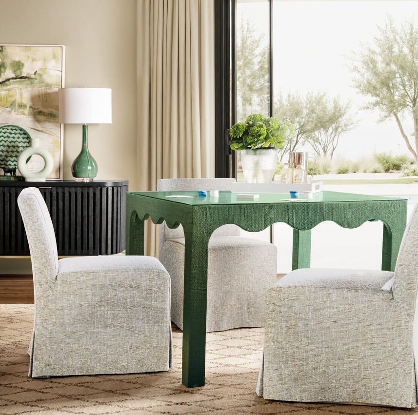 Naomi Game Table