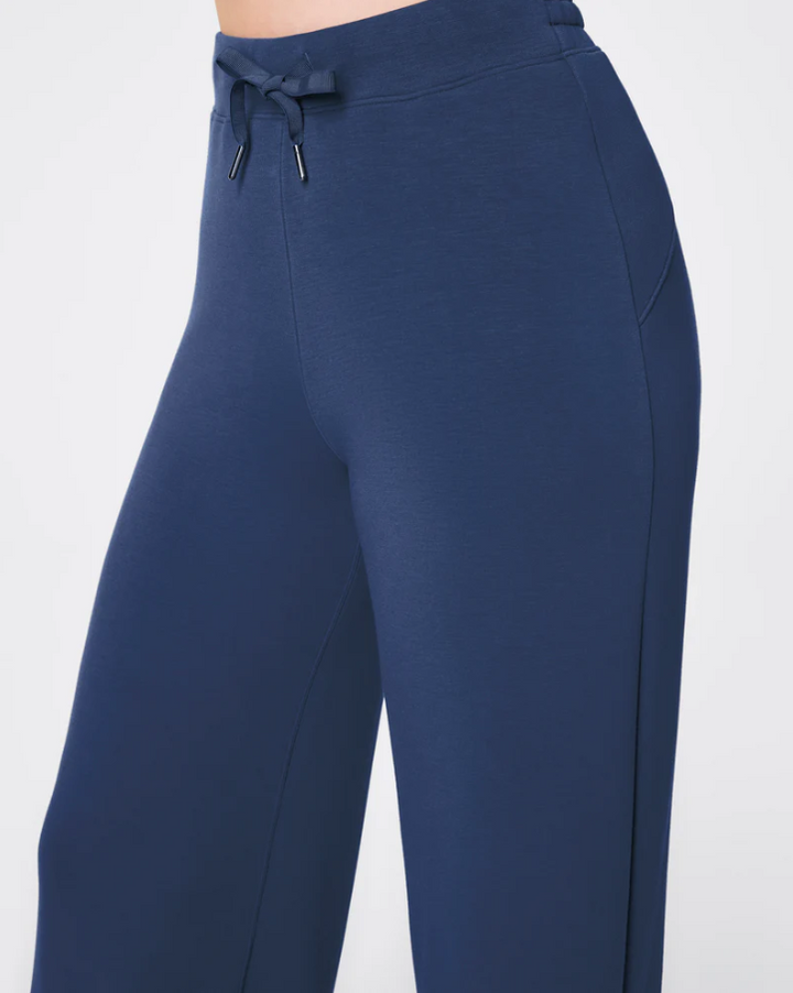 Spanx AirEssentials Wide Leg Pant, Timeless Navy - 13 Hub Lane   |  Wide Leg Sweats