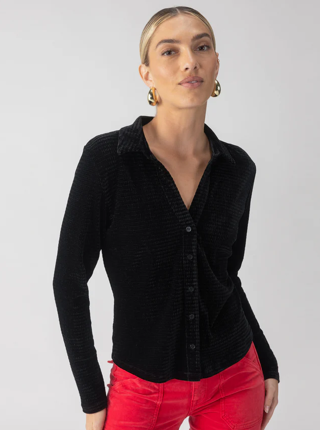 Textured Velvet Button Up, Black