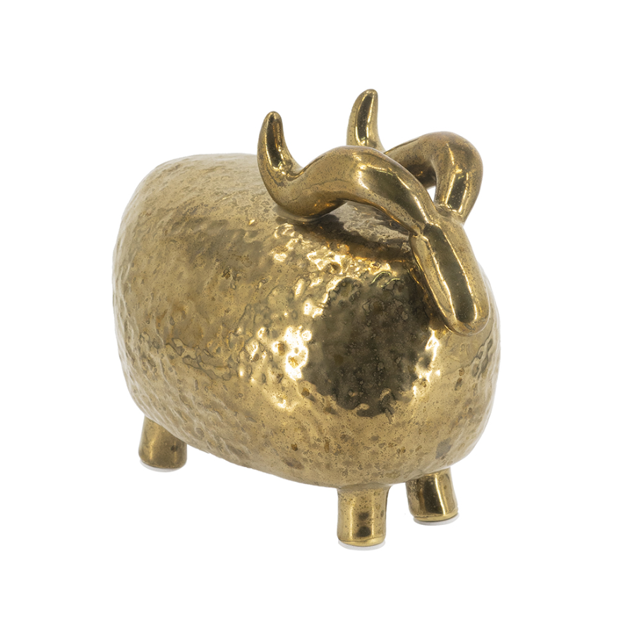 Sheep Statue - 13 Hub Lane   |  