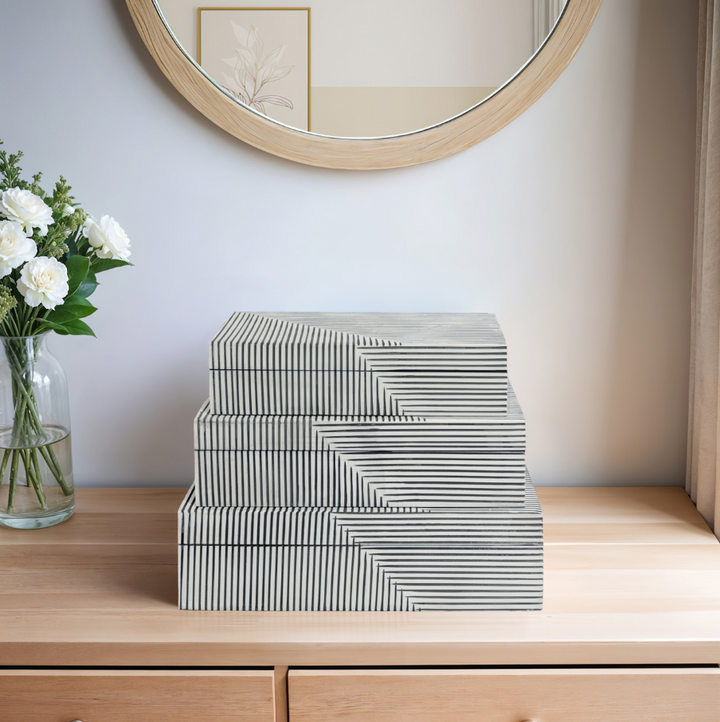 Resin Pinstripe Box - 13 Hub Lane   |  Resin Boxes