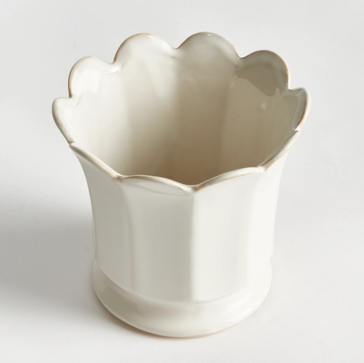 Maline Footed Pot - 13 Hub Lane   |  Ceramic Pots