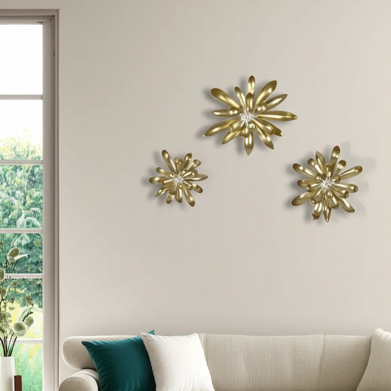 Hanna Gold Wall Flower