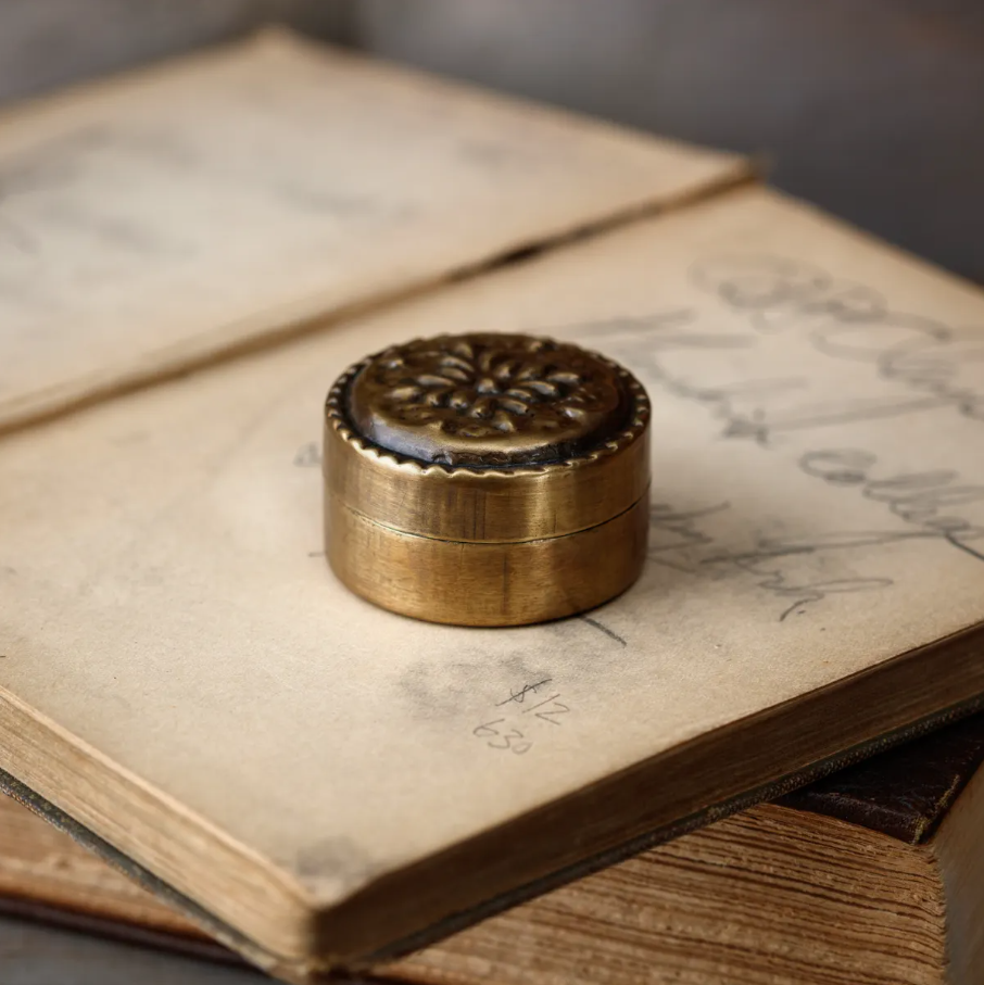 Madame's Pill Box - 13 Hub Lane   |  