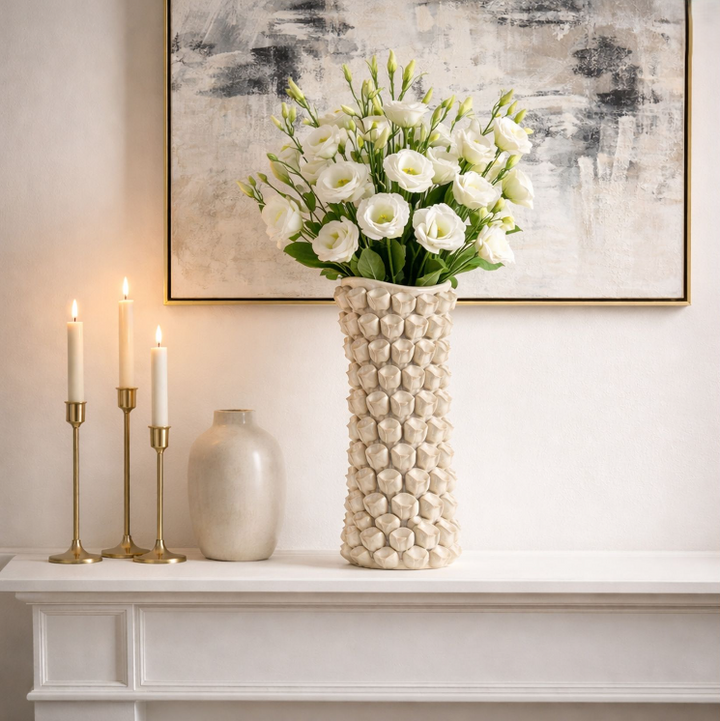 Tateoak Vase, Cream