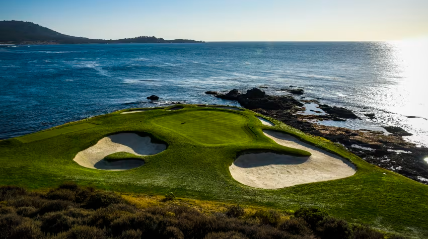 The 500 World's Greatest Golf Holes