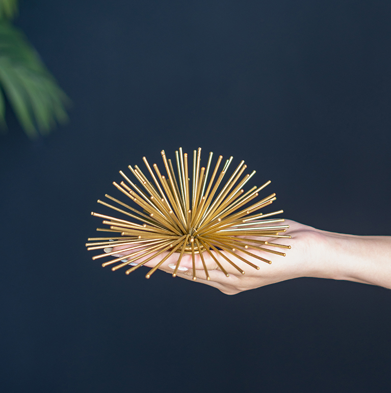 Spiked Sunburst Statuary - 13 Hub Lane   |  