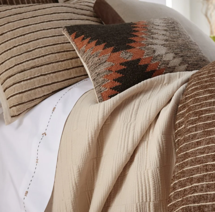 Bruno, Tobacco - 13 Hub Lane   |  