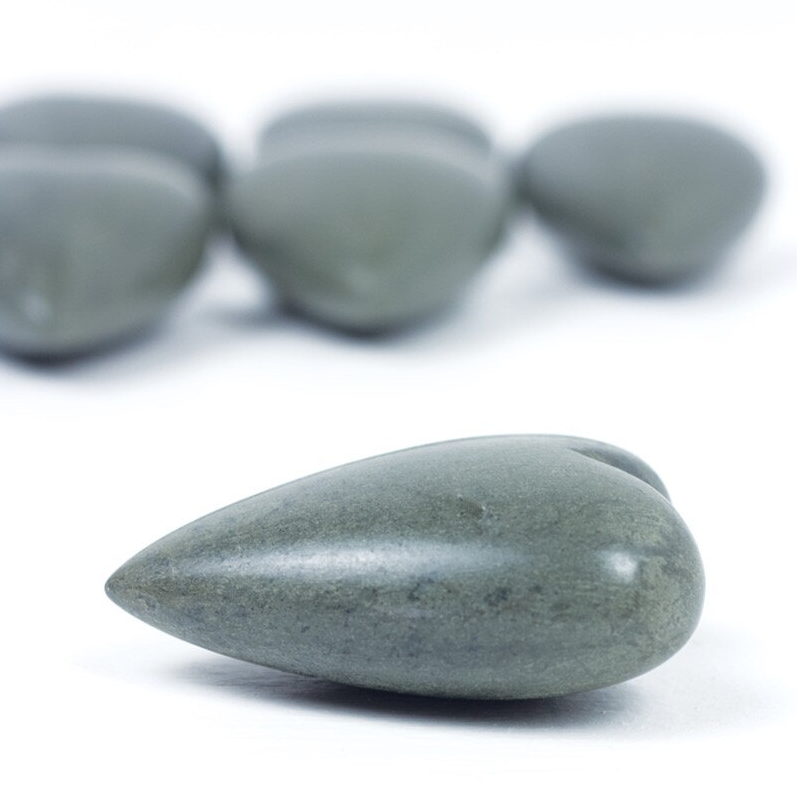 Stone Heart - 13 Hub Lane   |  Stone Deco