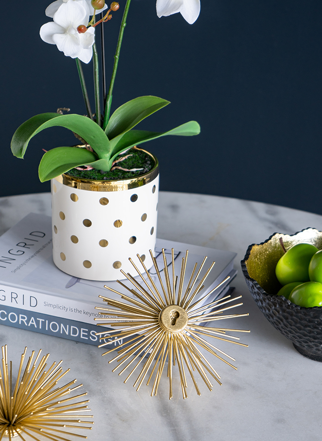 Spiked Sunburst Statuary - 13 Hub Lane   |  