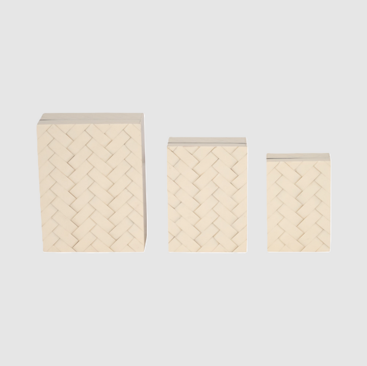 Chain Resin Box - 13 Hub Lane   |  Resin Boxes